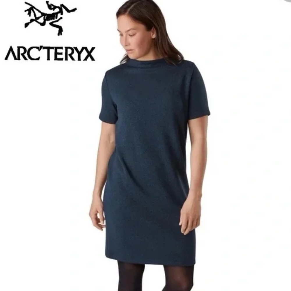 Arc'teryx Athleisure Laina Knit Mock Neck Short Sleeve Dress in Navy Size XS